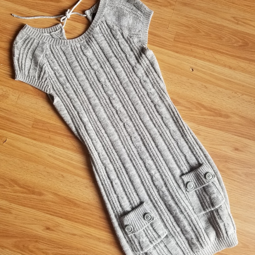 Grey knit short sleeve sweater dress size small